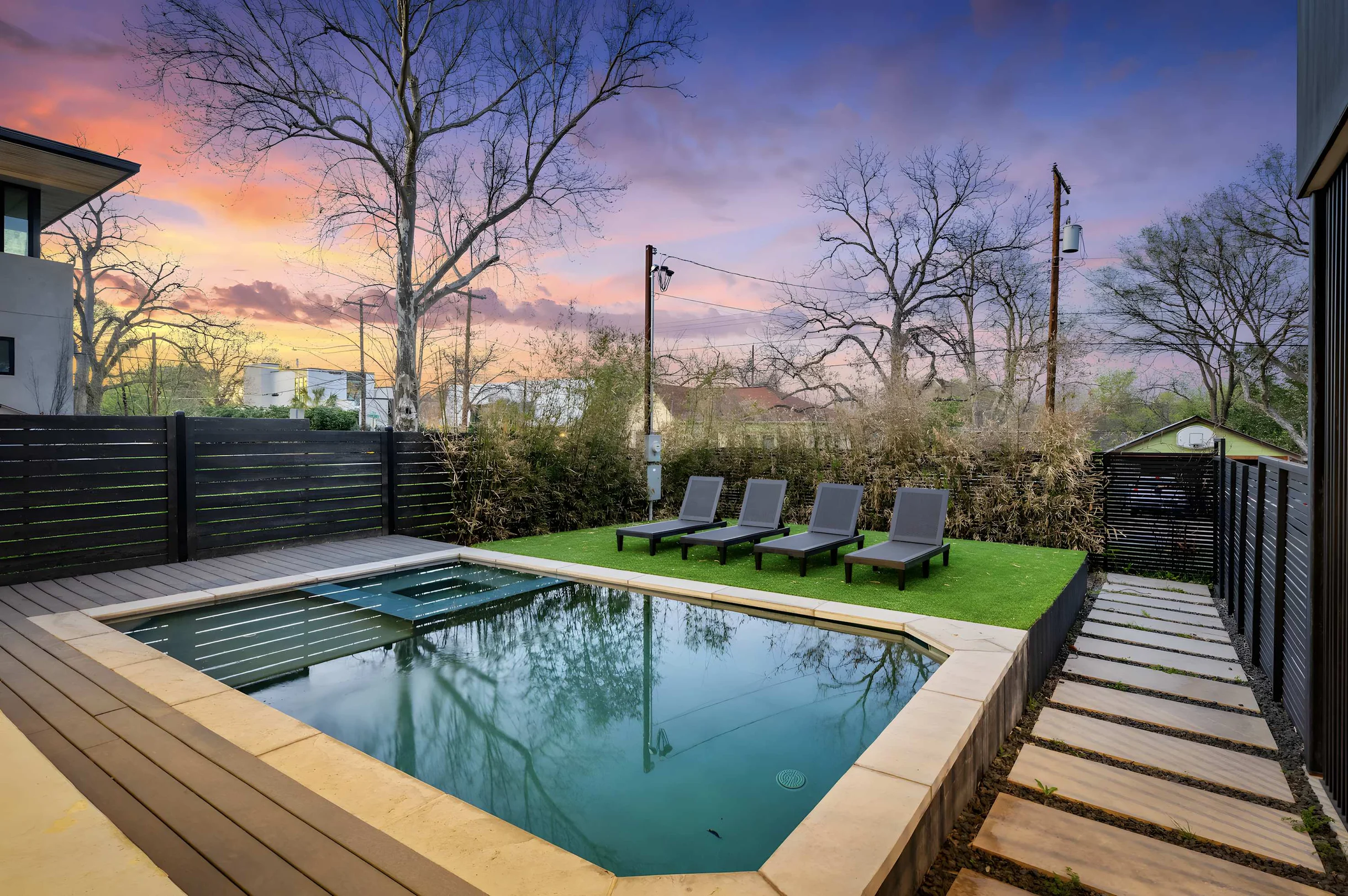 Wander Austin Arbor #167