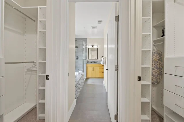 1328 Thomas Ave V2 #11