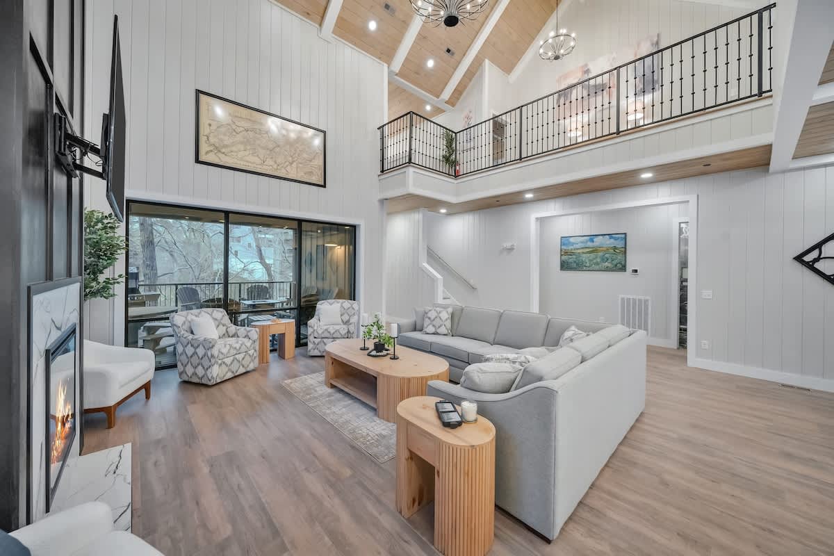 Wander Pigeon Stone #256