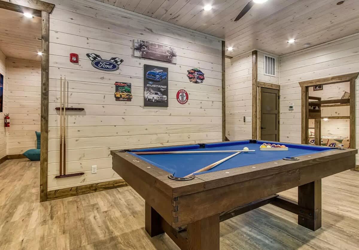 Wander Pigeon Ridge #163