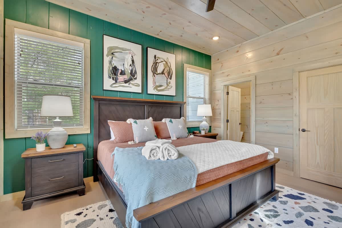 Wander Sevierville Haven #166