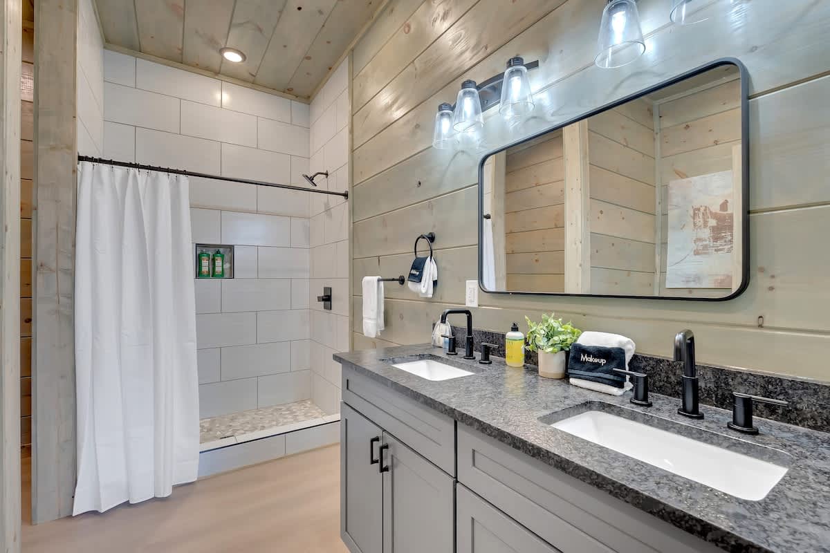 Wander Sevierville Haven #158