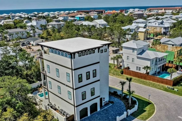 Wander Miramar Heights #118