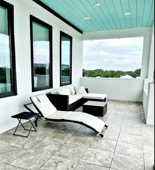 Wander Miramar Heights #128