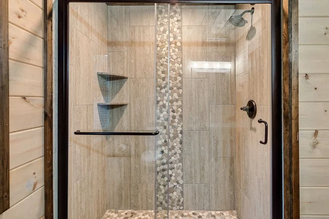 Wander Gatlinburg Creek #241