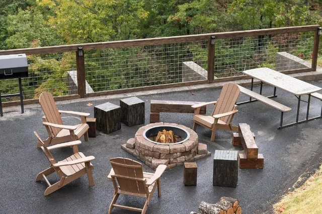 Wander Gatlinburg Creek #103