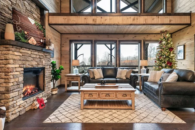 Wander Gatlinburg Creek #118