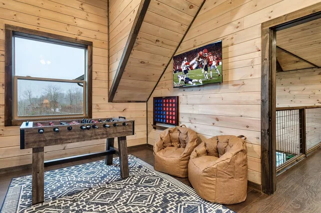 Wander Gatlinburg Creek #144