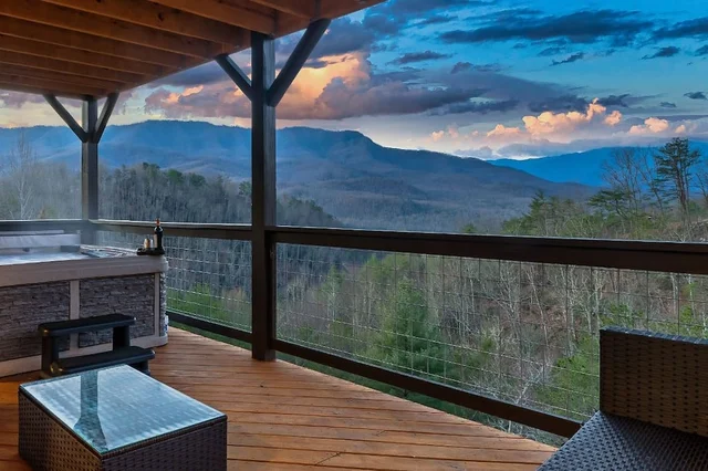 Wander Gatlinburg Creek #125