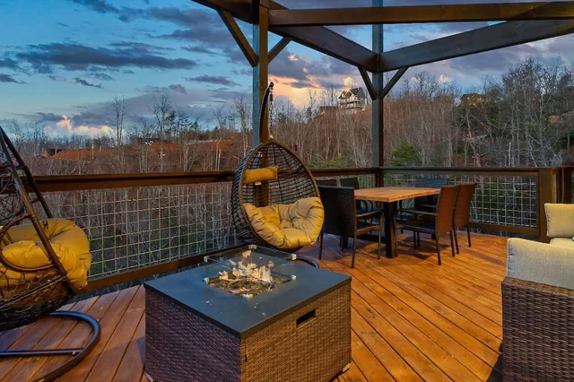 Wander Gatlinburg Creek #131