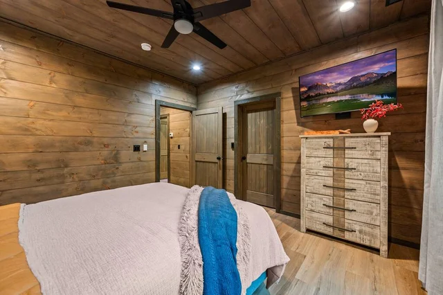 Wander Sevierville Ridge #110