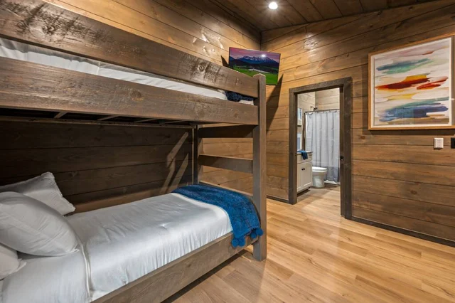 Wander Sevierville Ridge #103