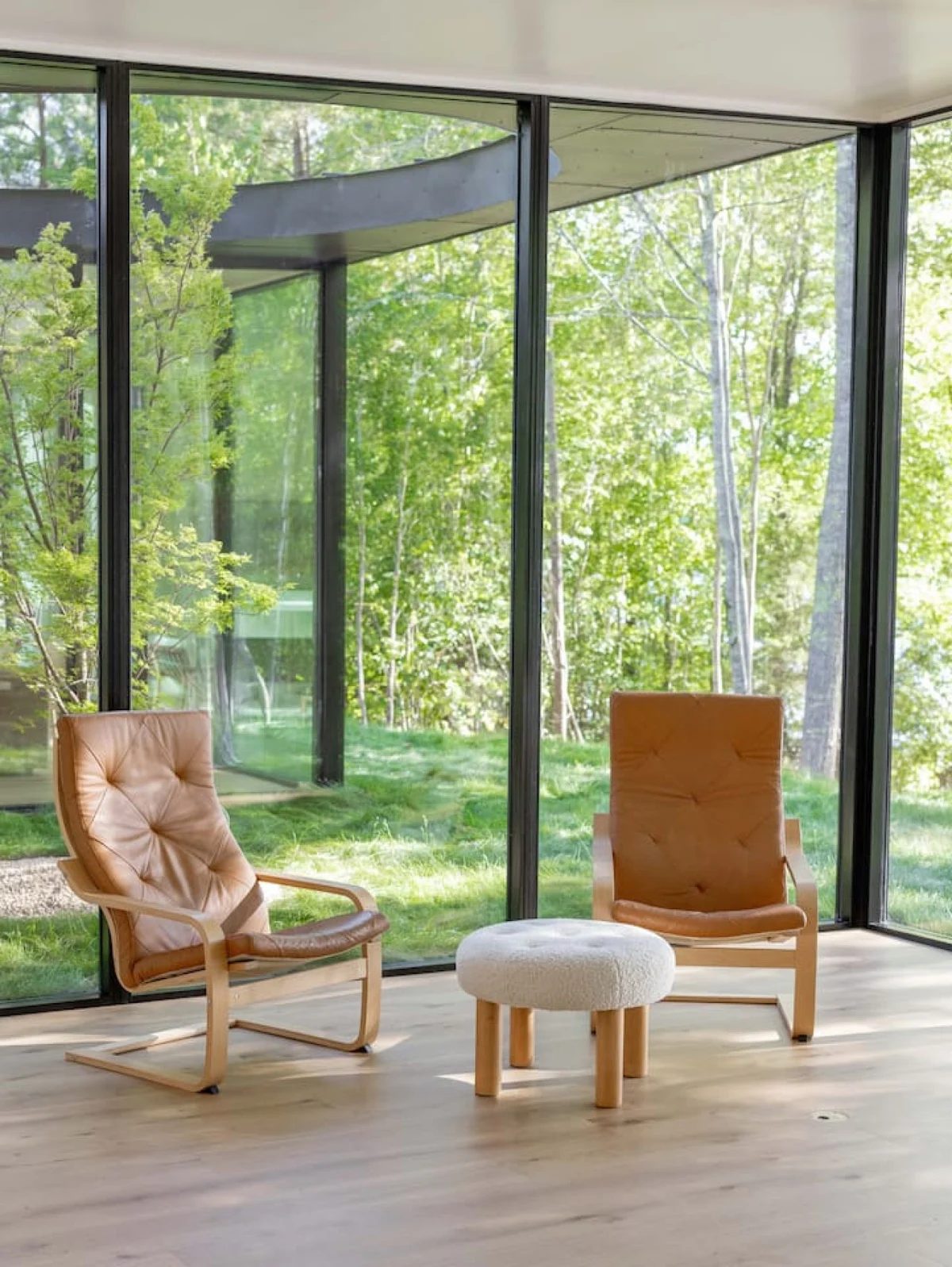 Designer's Glass Waterfront Lakehouse #92