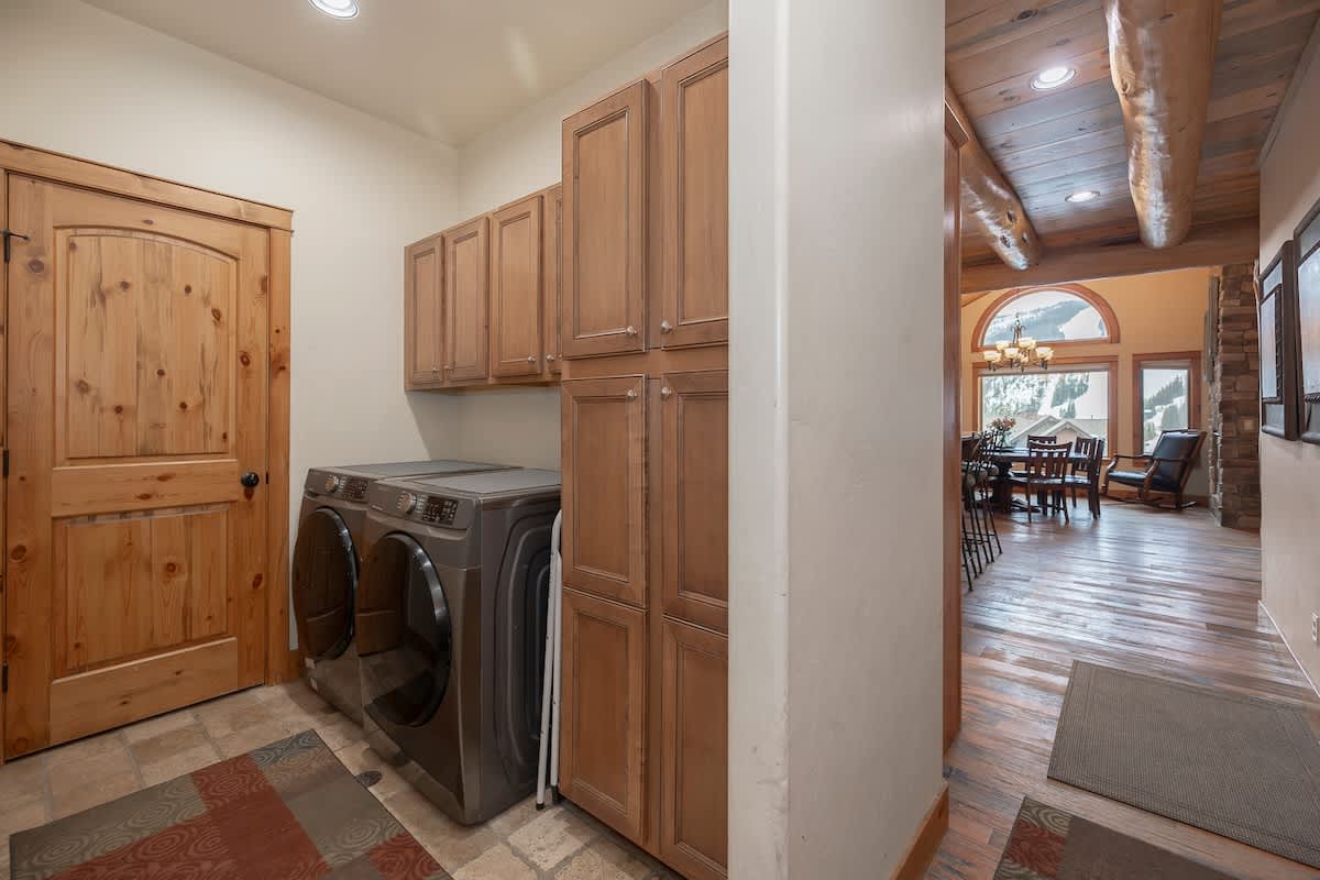 Wander Winter Park Majesty #192