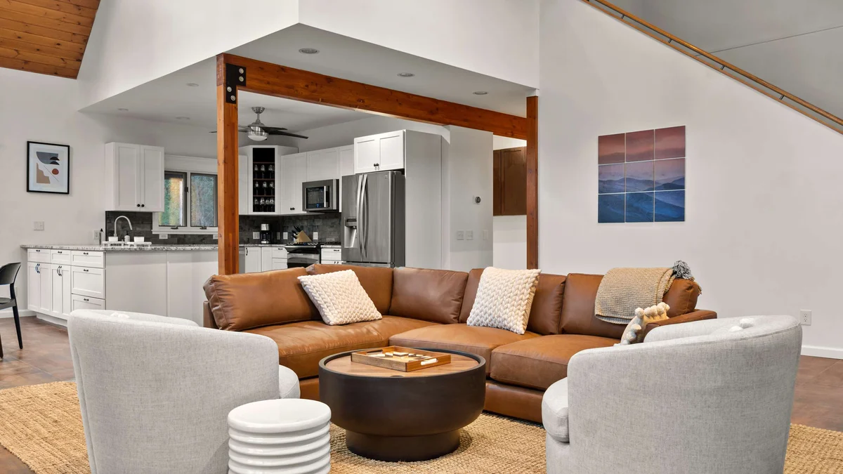 Home in Becket property photo 4