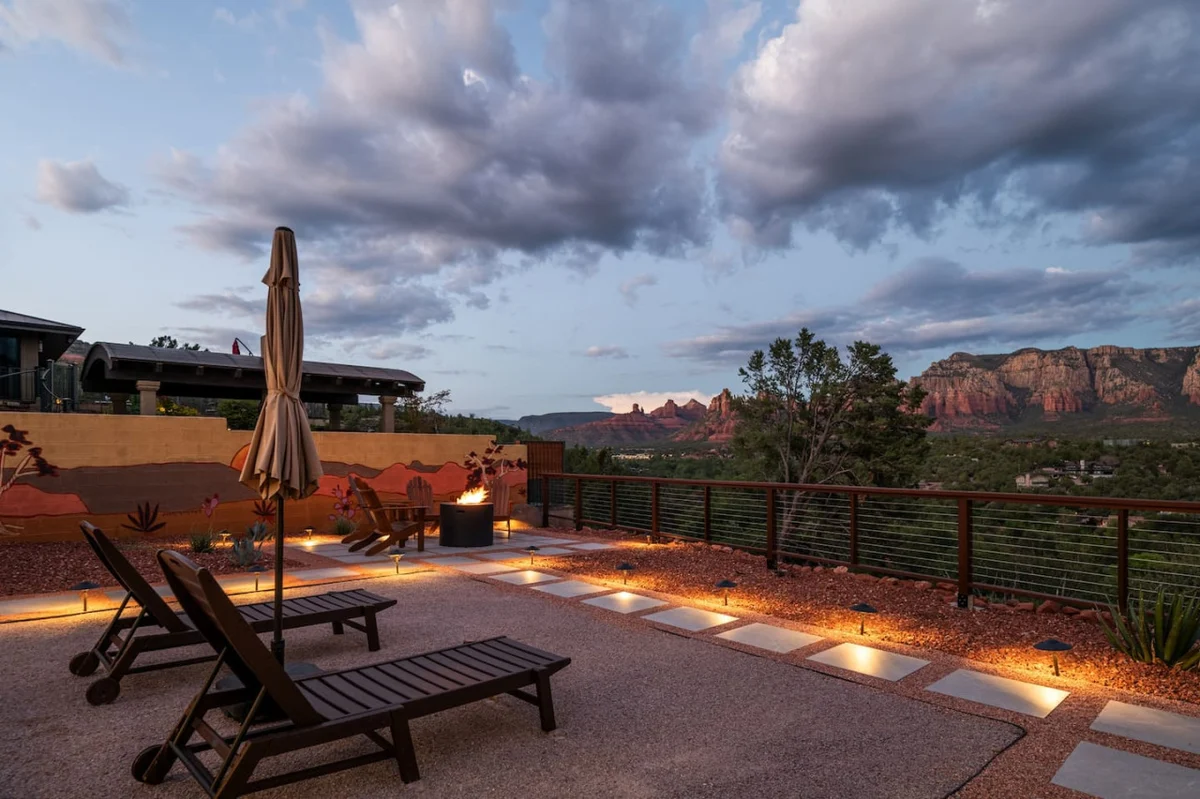 Cliffside Retreat, Hot Tub, Yoga, Views, River #109