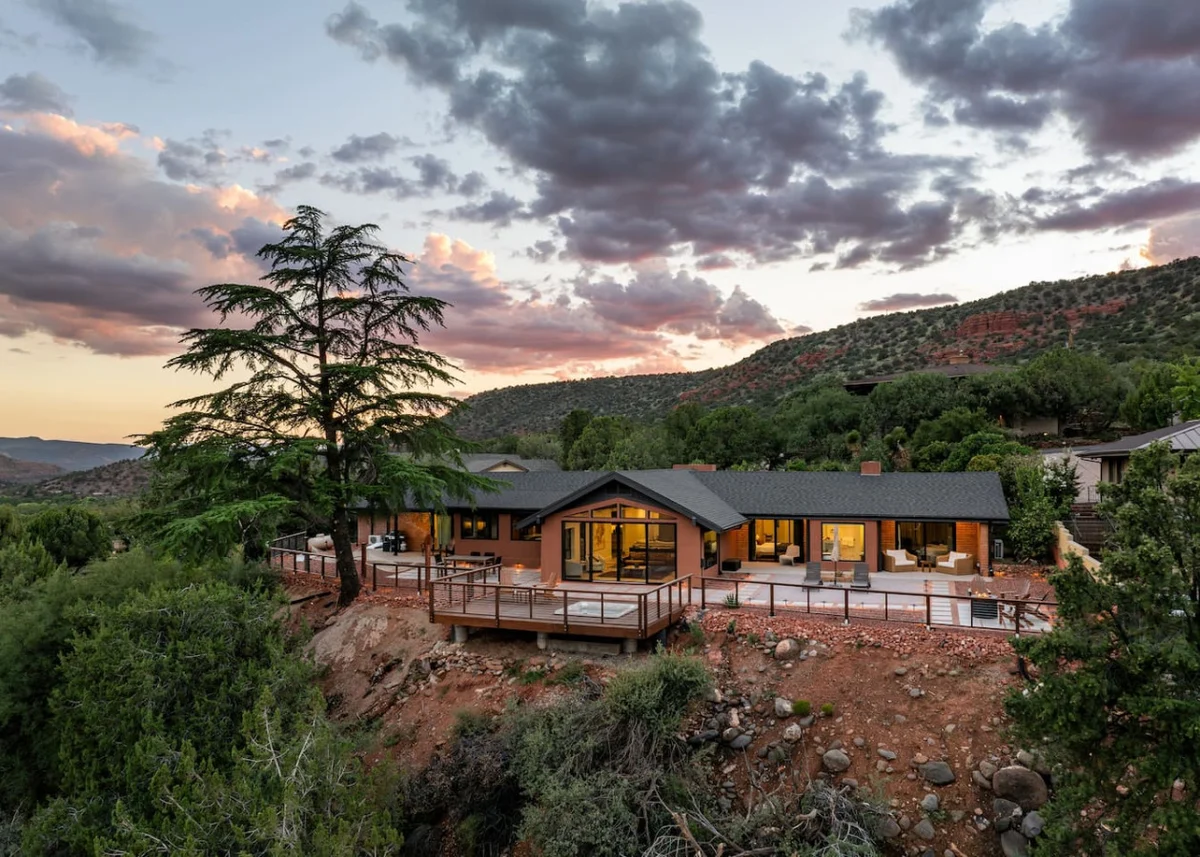 Cliffside Retreat, Hot Tub, Yoga, Views, River #90