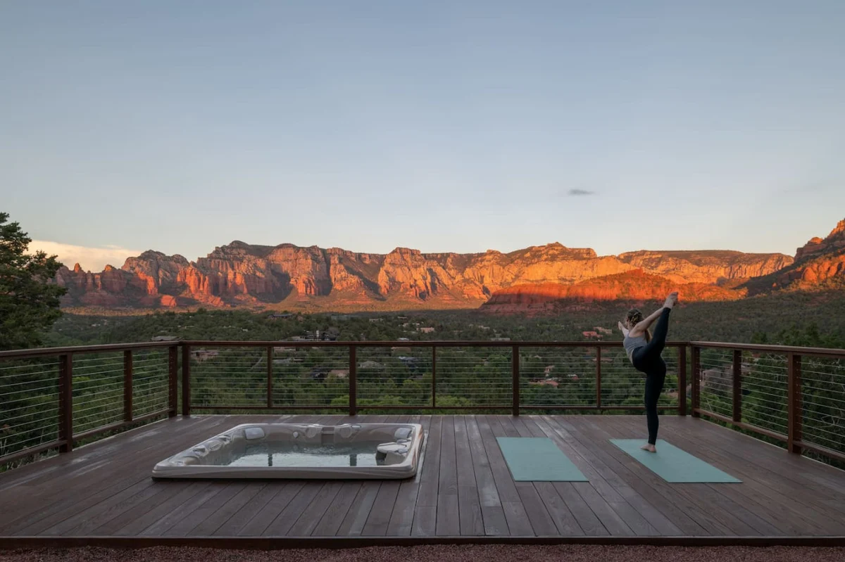 Cliffside Retreat, Hot Tub, Yoga, Views, River #98