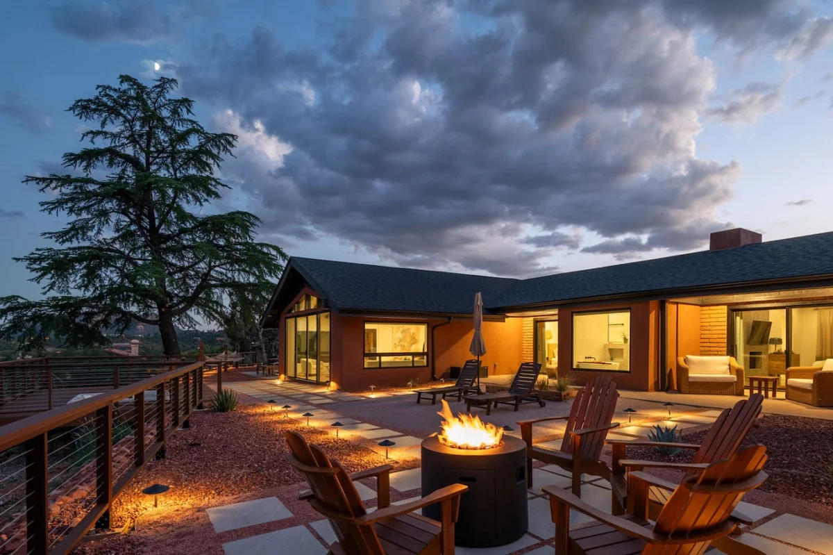 Cliffside Retreat, Hot Tub, Yoga, Views, River #97