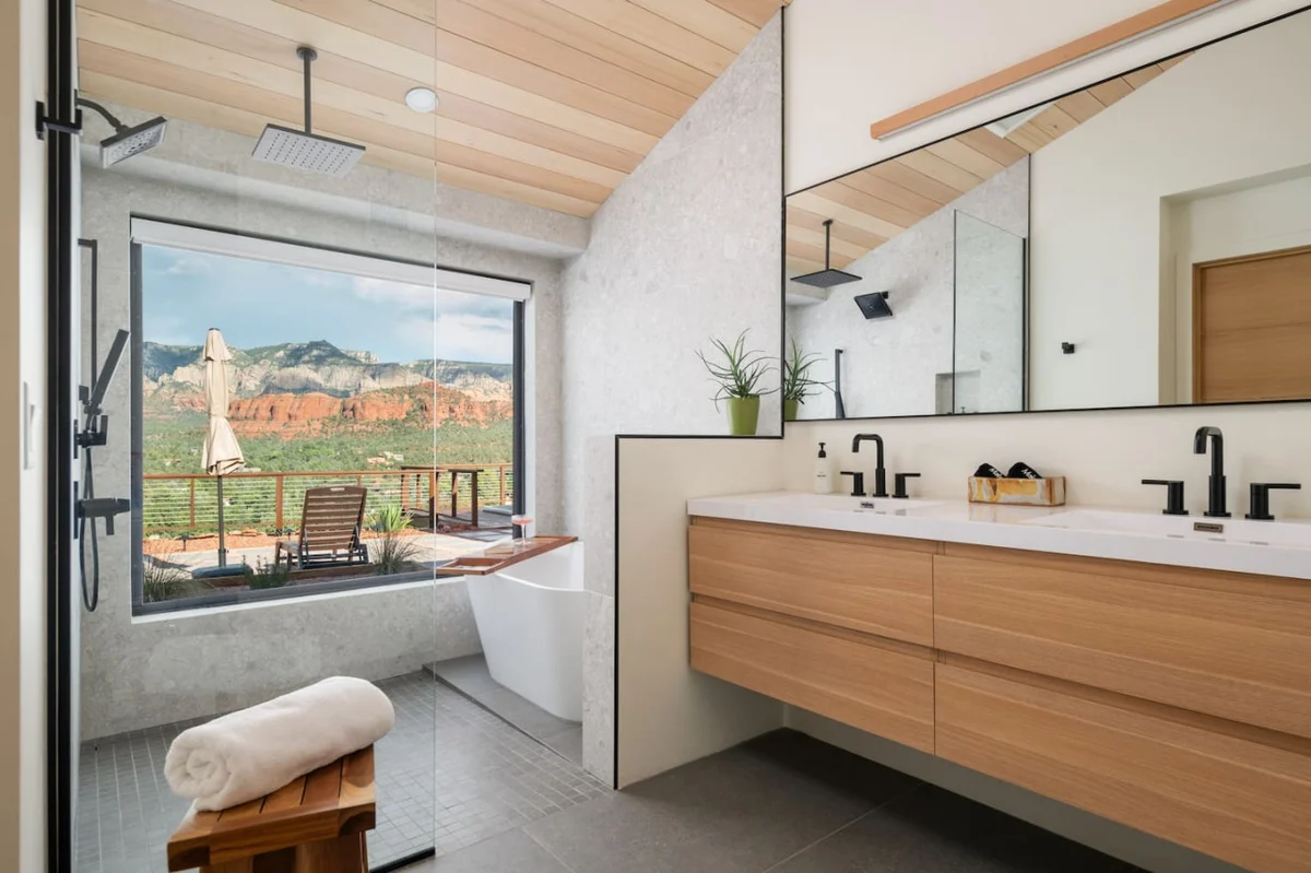 Cliffside Retreat, Hot Tub, Yoga, Views, River #121