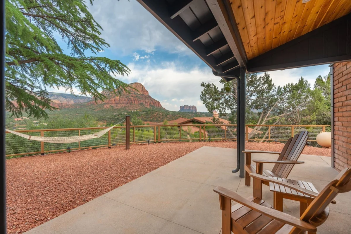 Cliffside Retreat, Hot Tub, Yoga, Views, River #155
