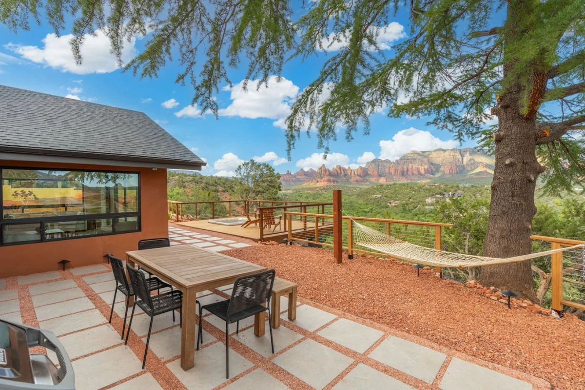 Cliffside Retreat, Hot Tub, Yoga, Views, River #140