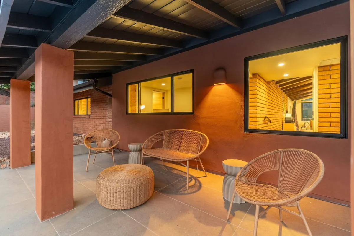 Cliffside Retreat, Hot Tub, Yoga, Views, River #124