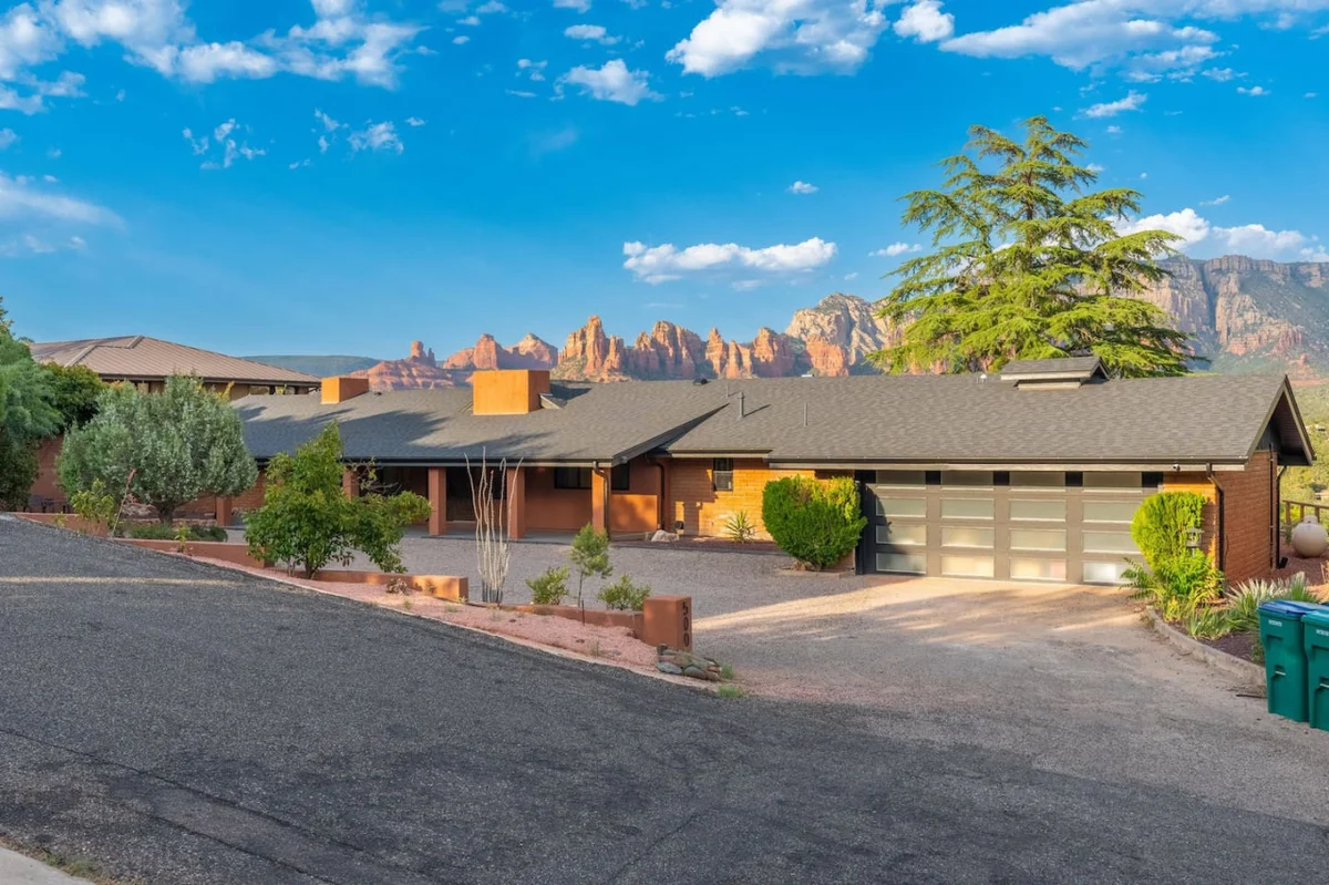 Cliffside Retreat, Hot Tub, Yoga, Views, River #120