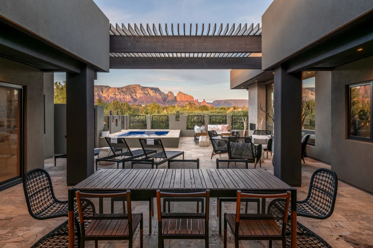 Red Rock Luxe Villa: Pool, Spa, Views, Private Courtyard #81