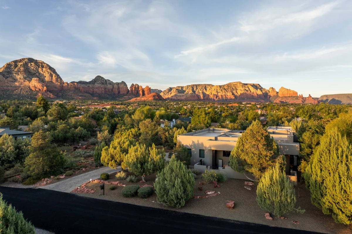 Red Rock Luxe Villa: Pool, Spa, Views, Private Courtyard #78