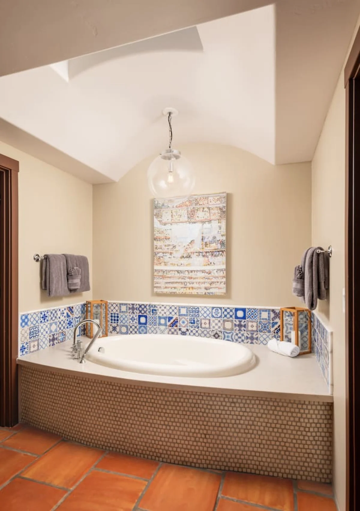 Heavenly Hacienda – Heated Pool, Hot Tub & Views #104