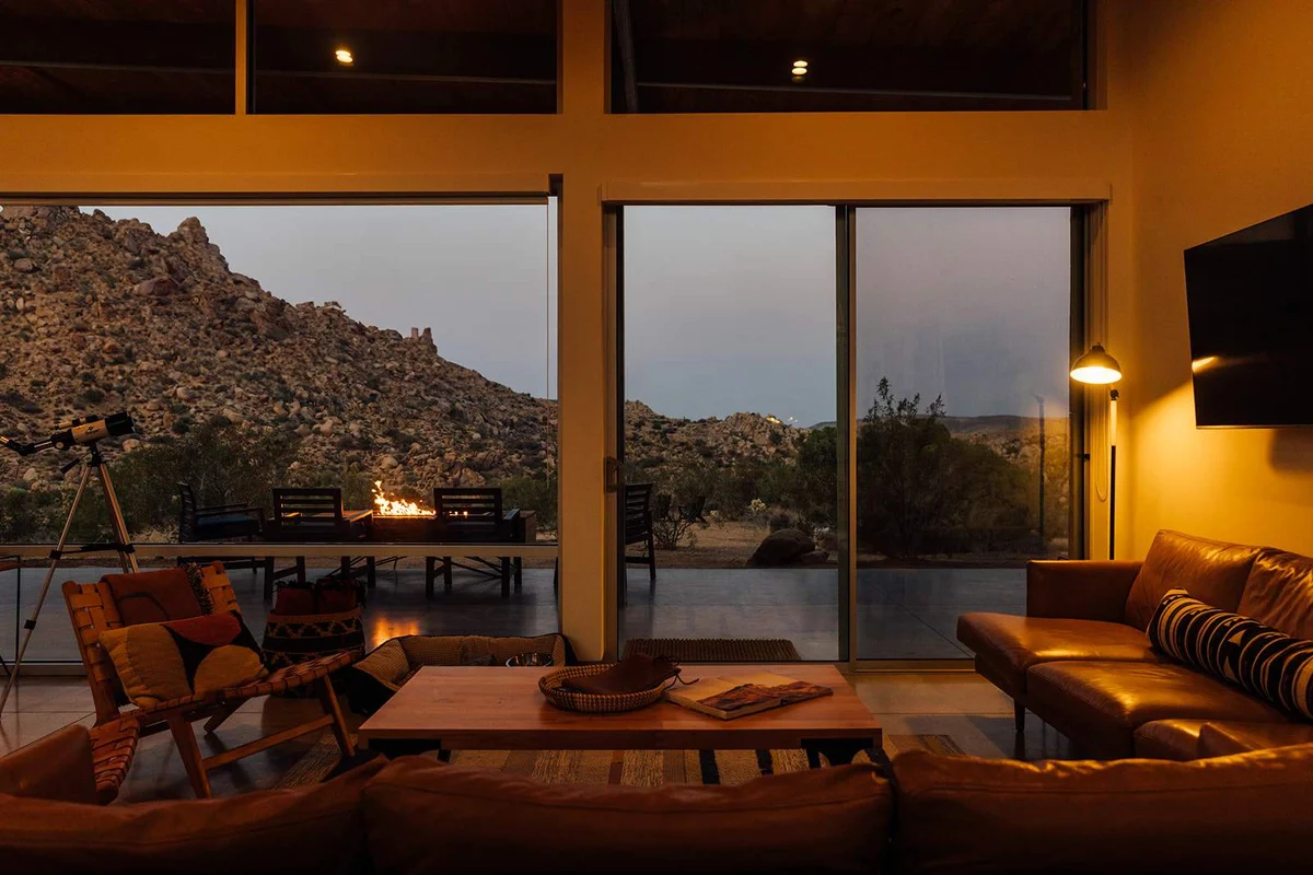 Wander Pioneertown Boulders #85