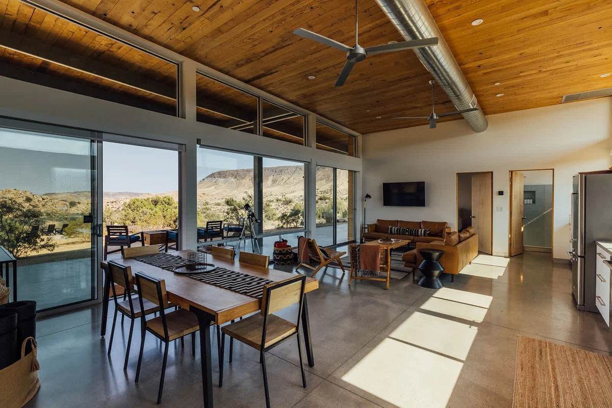 Wander Pioneertown Boulders #100