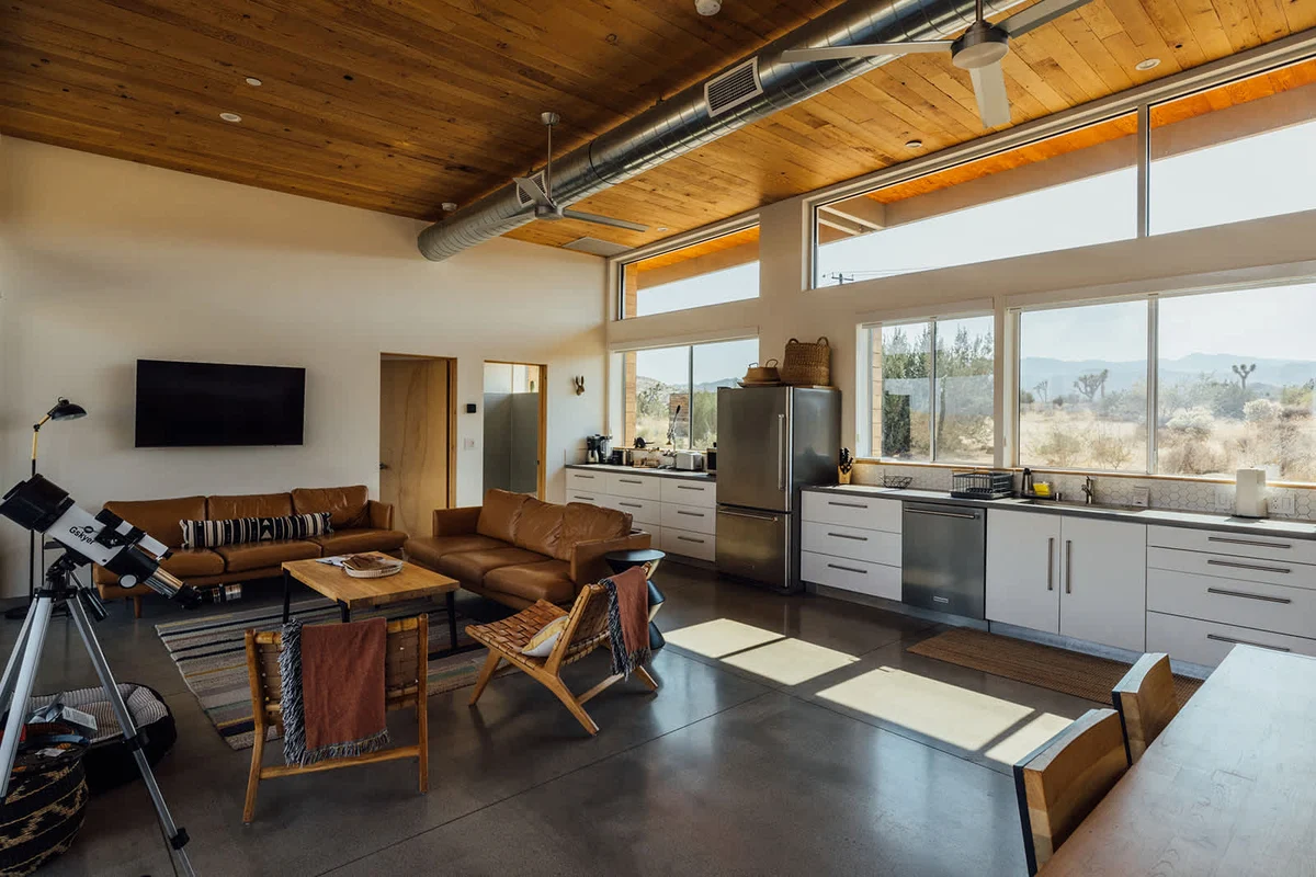 Wander Pioneertown Boulders #92