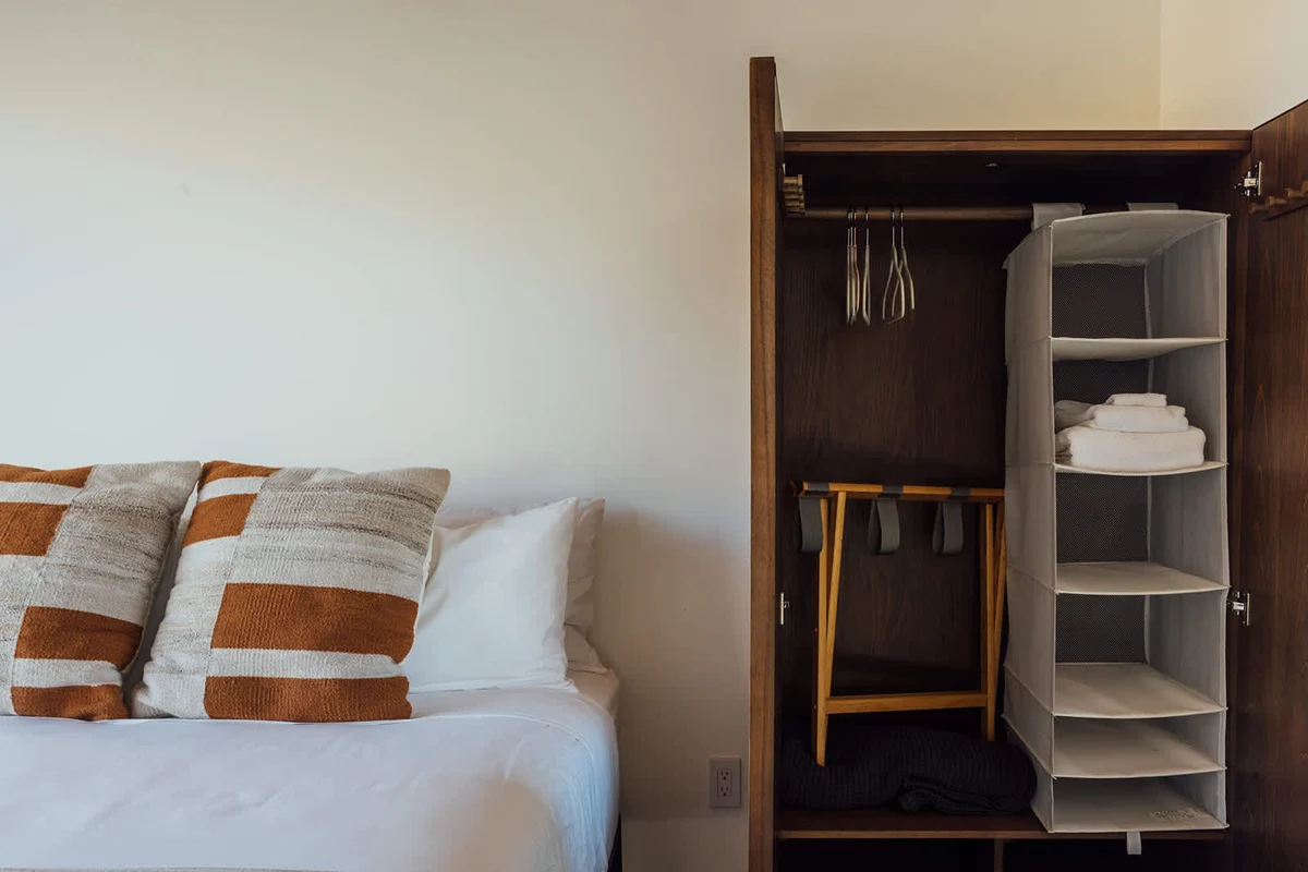 Wander Pioneertown Boulders #135