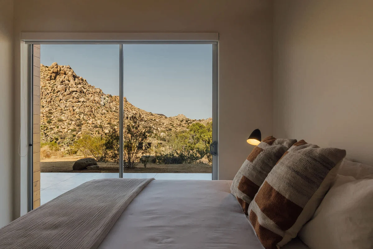 Wander Pioneertown Boulders #141