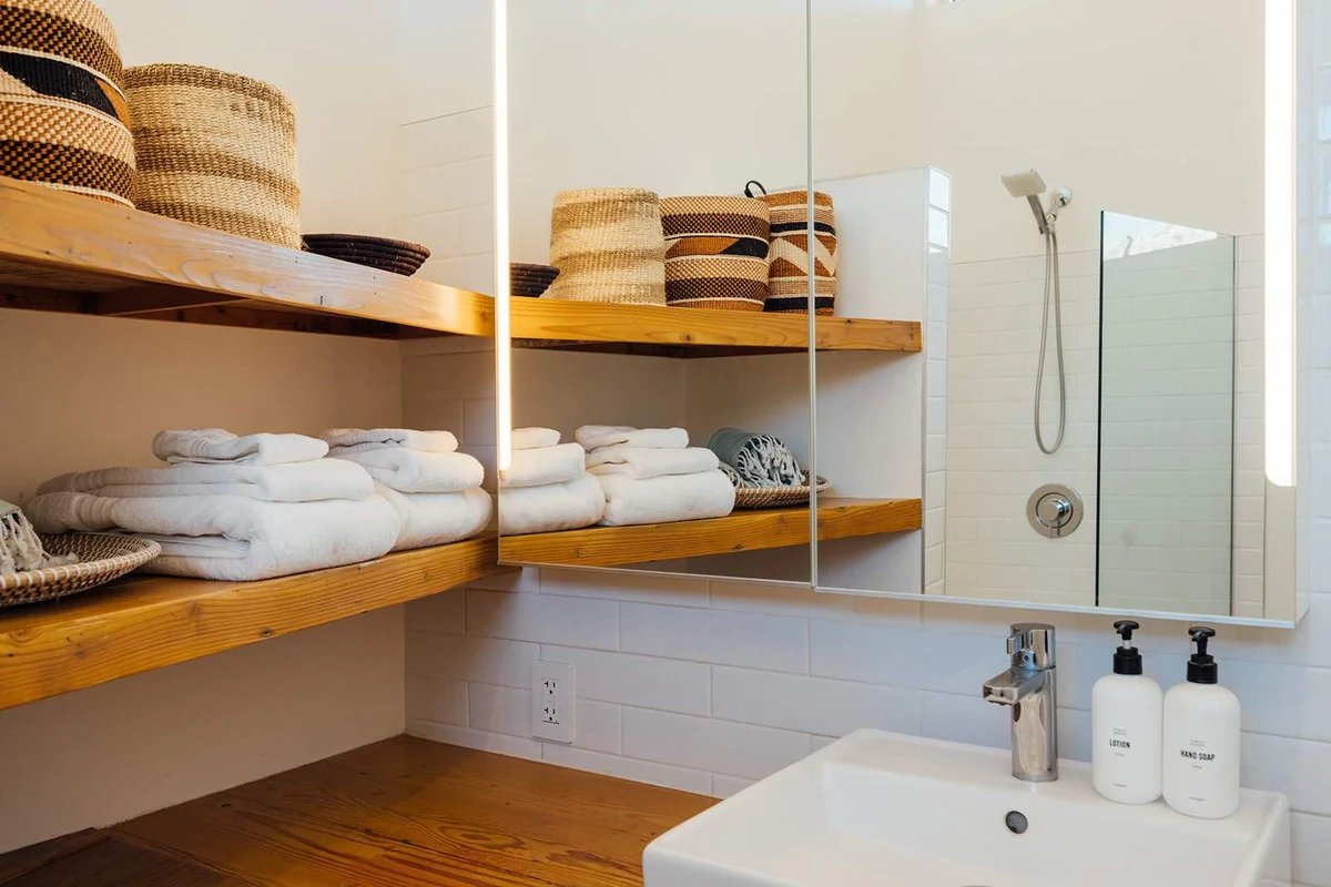 Wander Pioneertown Boulders #107