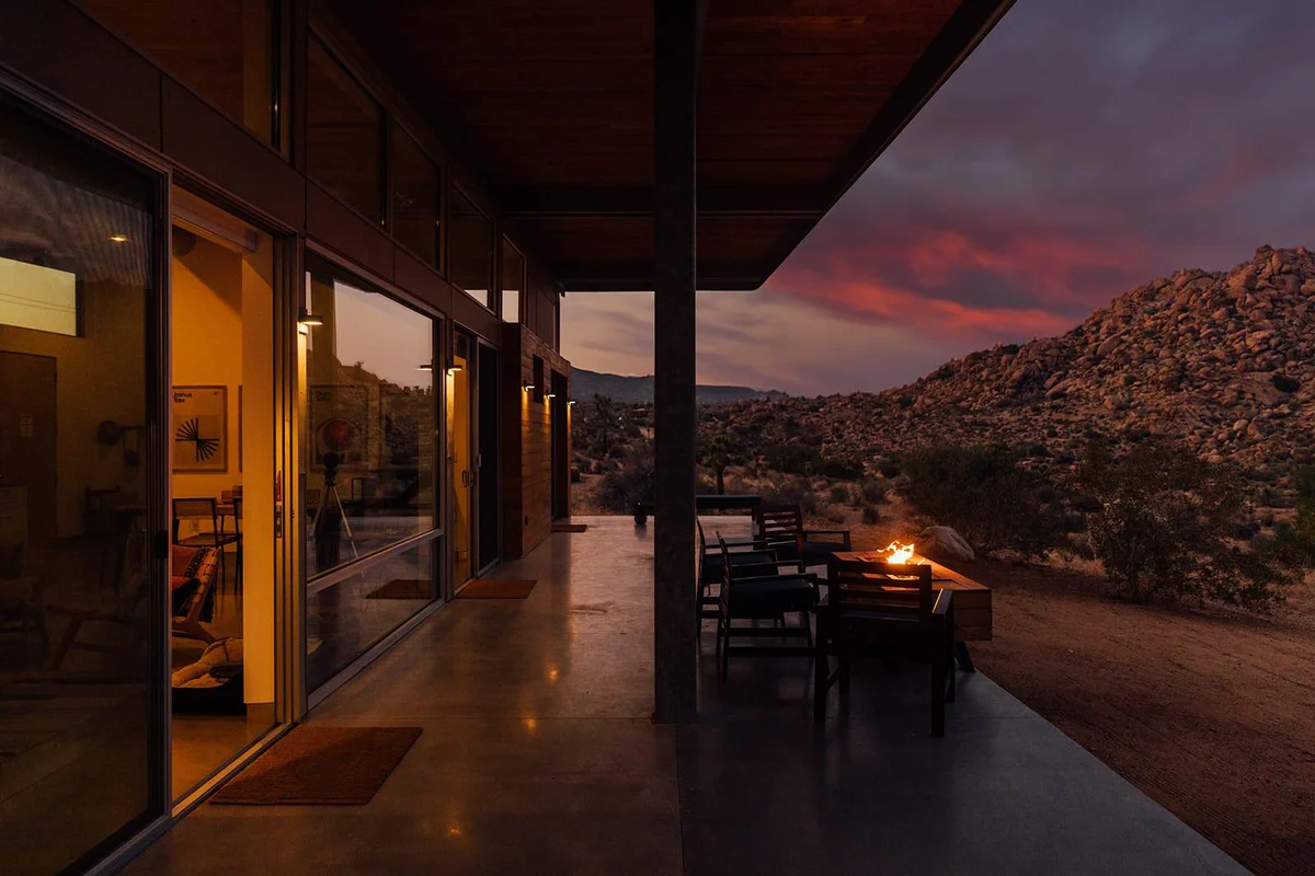 Wander Pioneertown Boulders #93