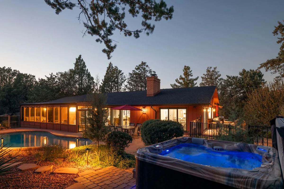 Broken Arrow Oasis, Heated Pool, Spa, Firepit #86