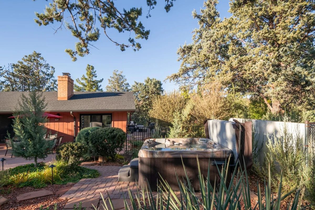 Broken Arrow Oasis, Heated Pool, Spa, Firepit #76