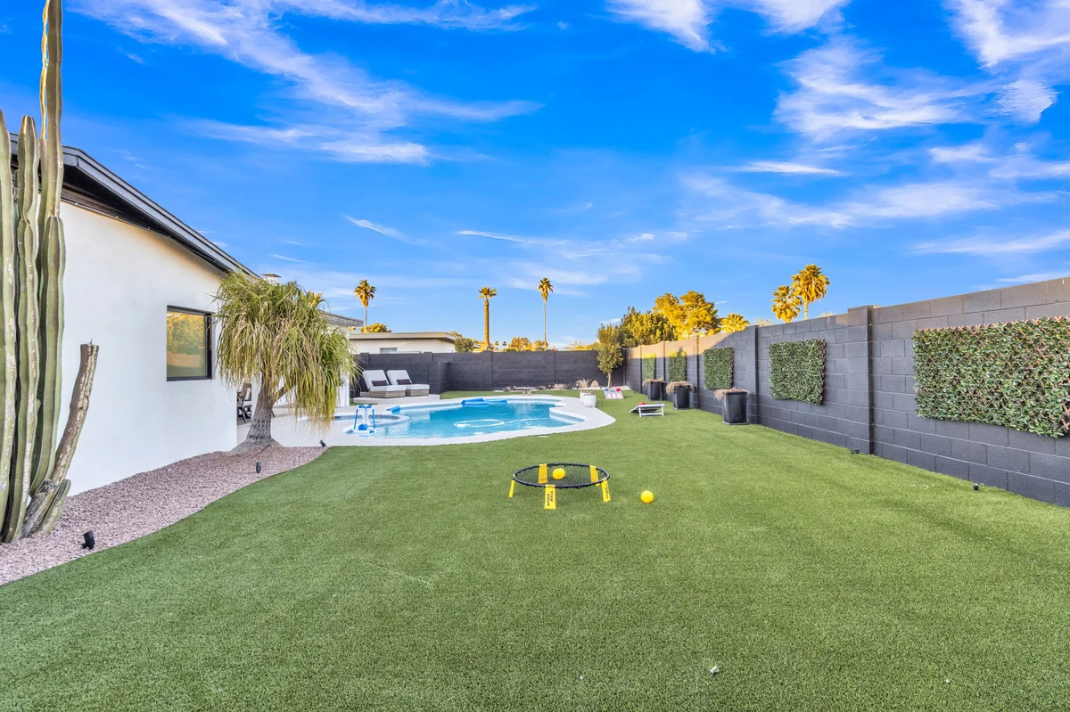Wander Scottsdale Golden #83