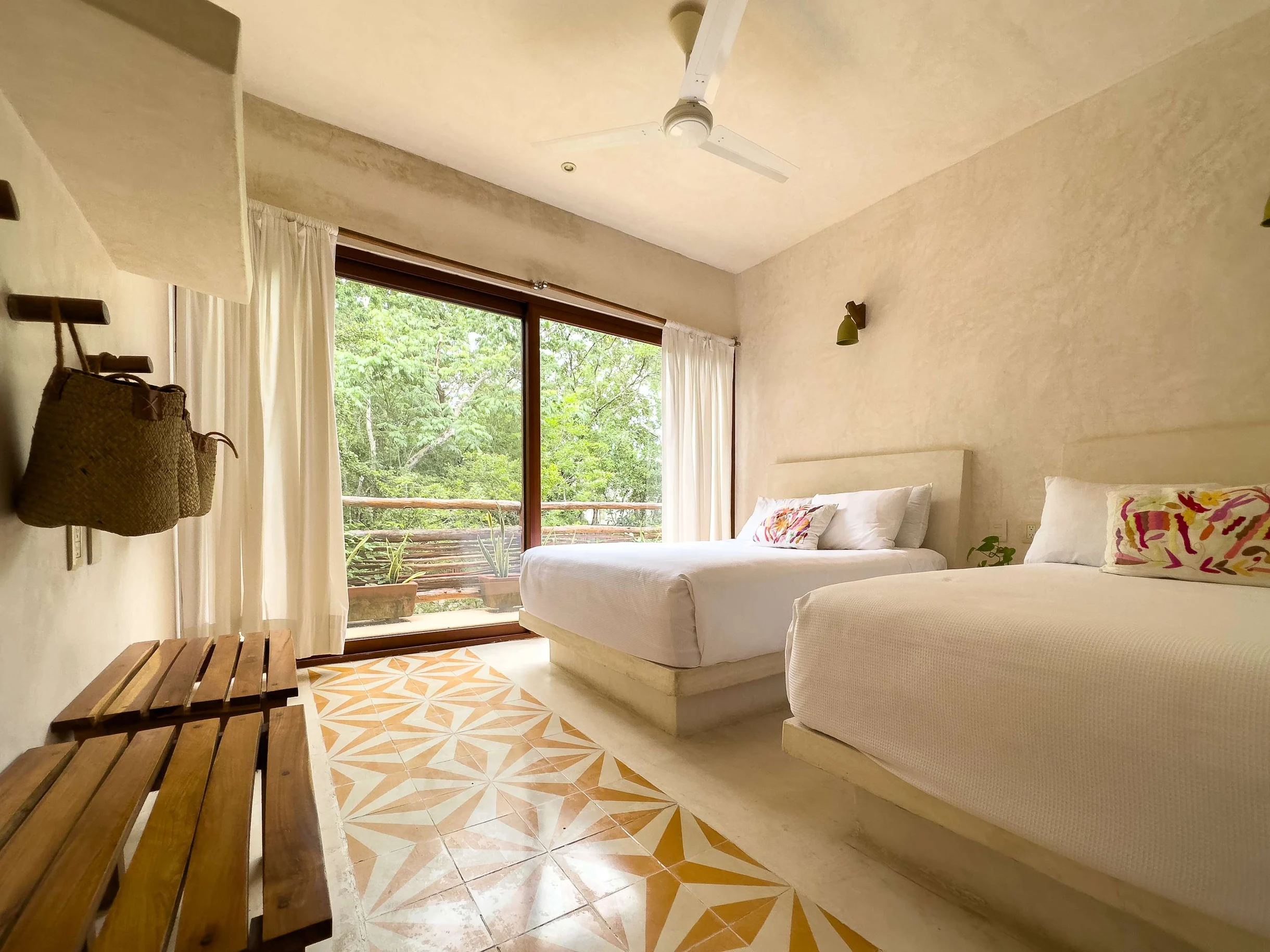 Wander Tulum Glow #28