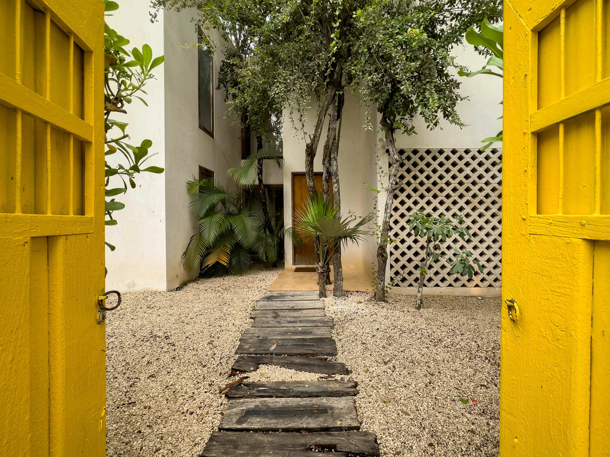 Wander Tulum Glow #48