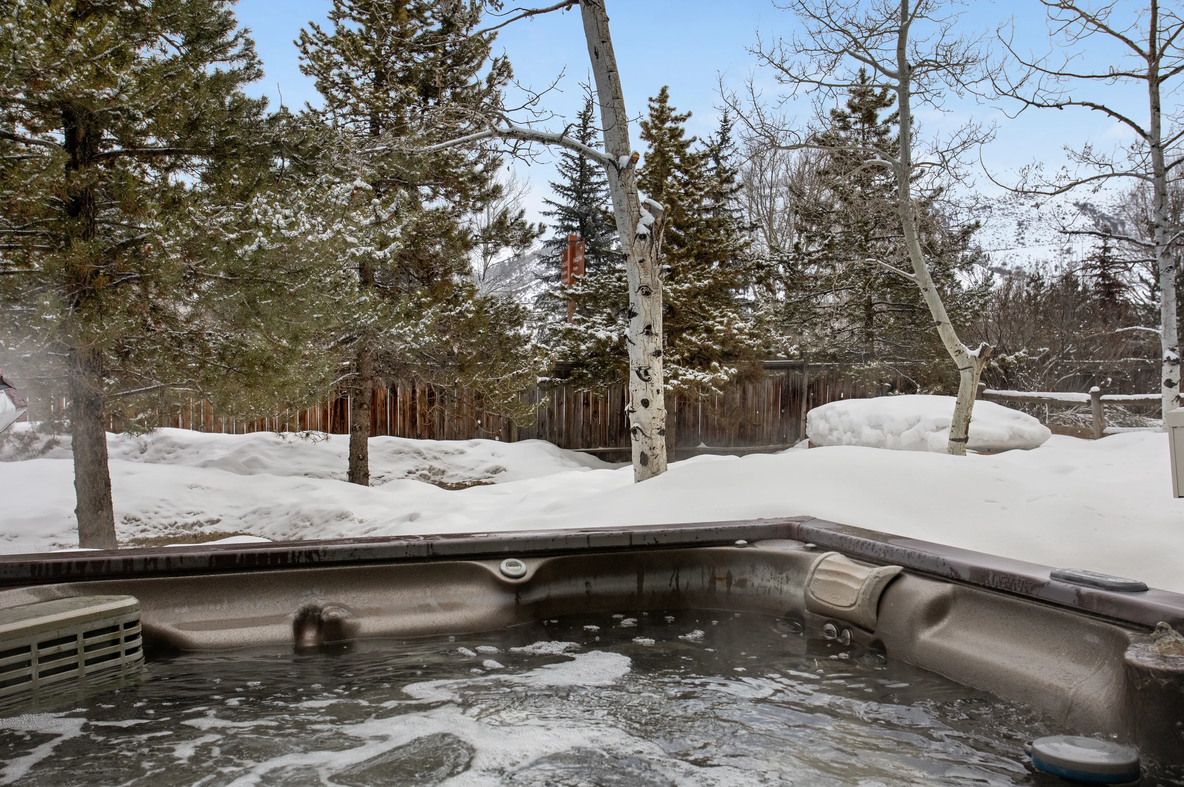 Central EagleVail Home with Private Hot Tub #27