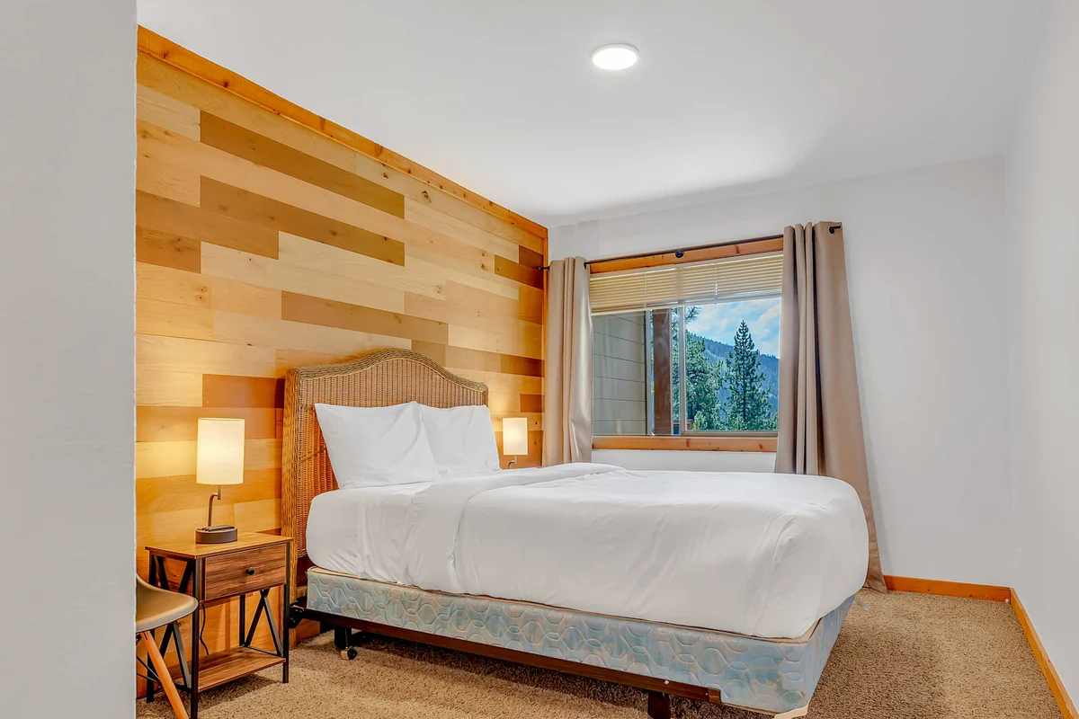 Wander Truckee Nest