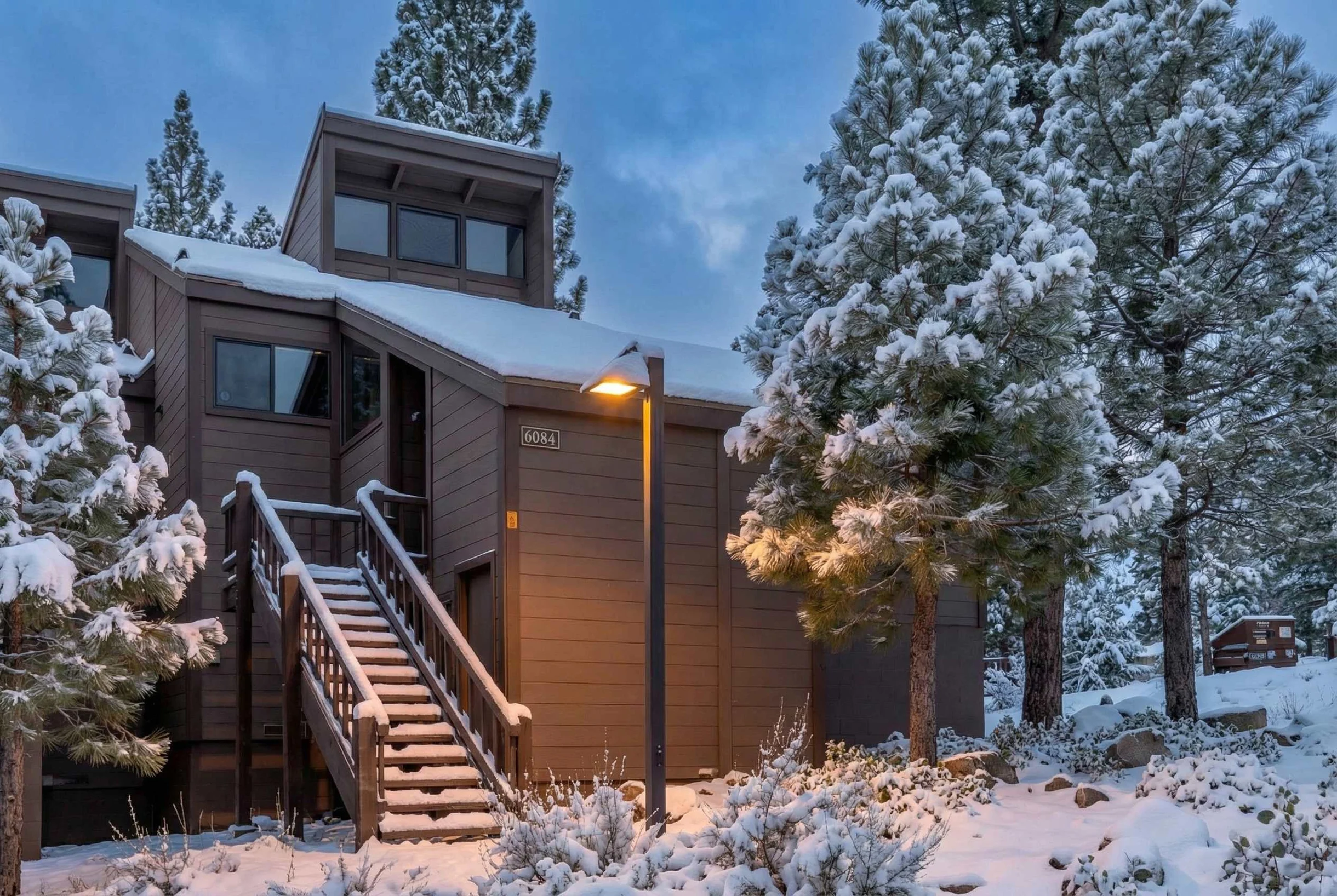 Wander Truckee Nest #60