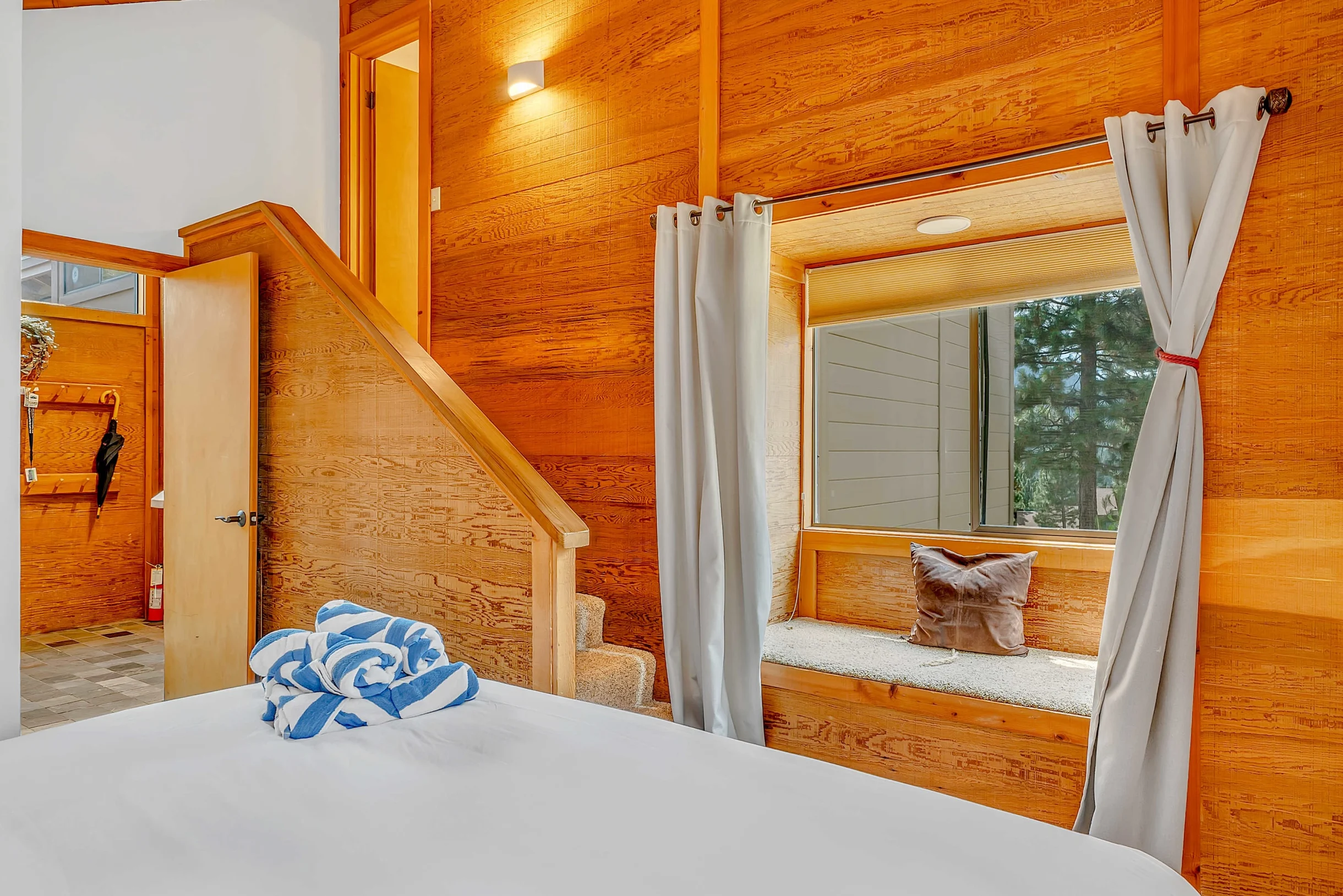 Wander Truckee Nest #65