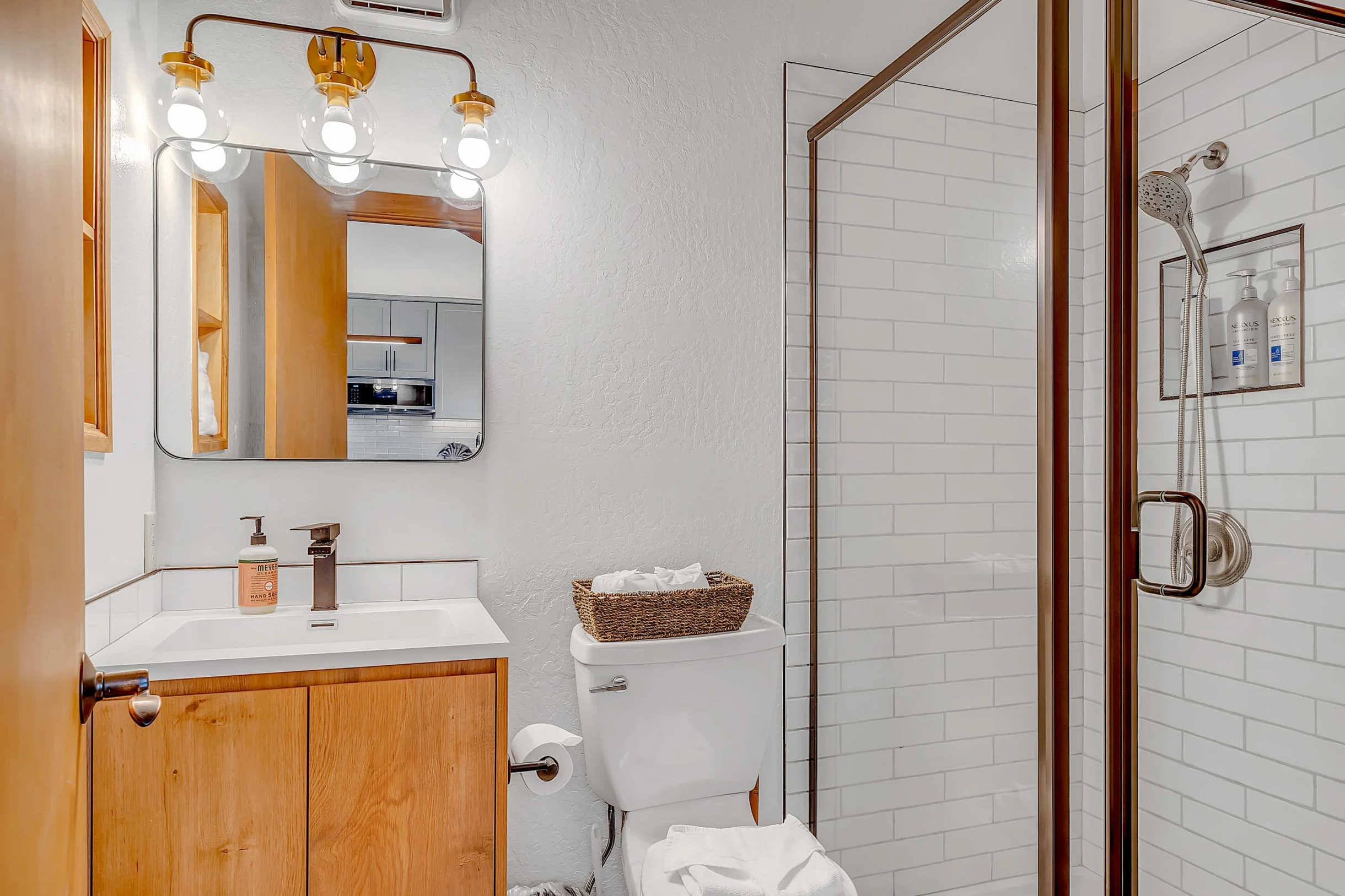 Wander Truckee Nest #70