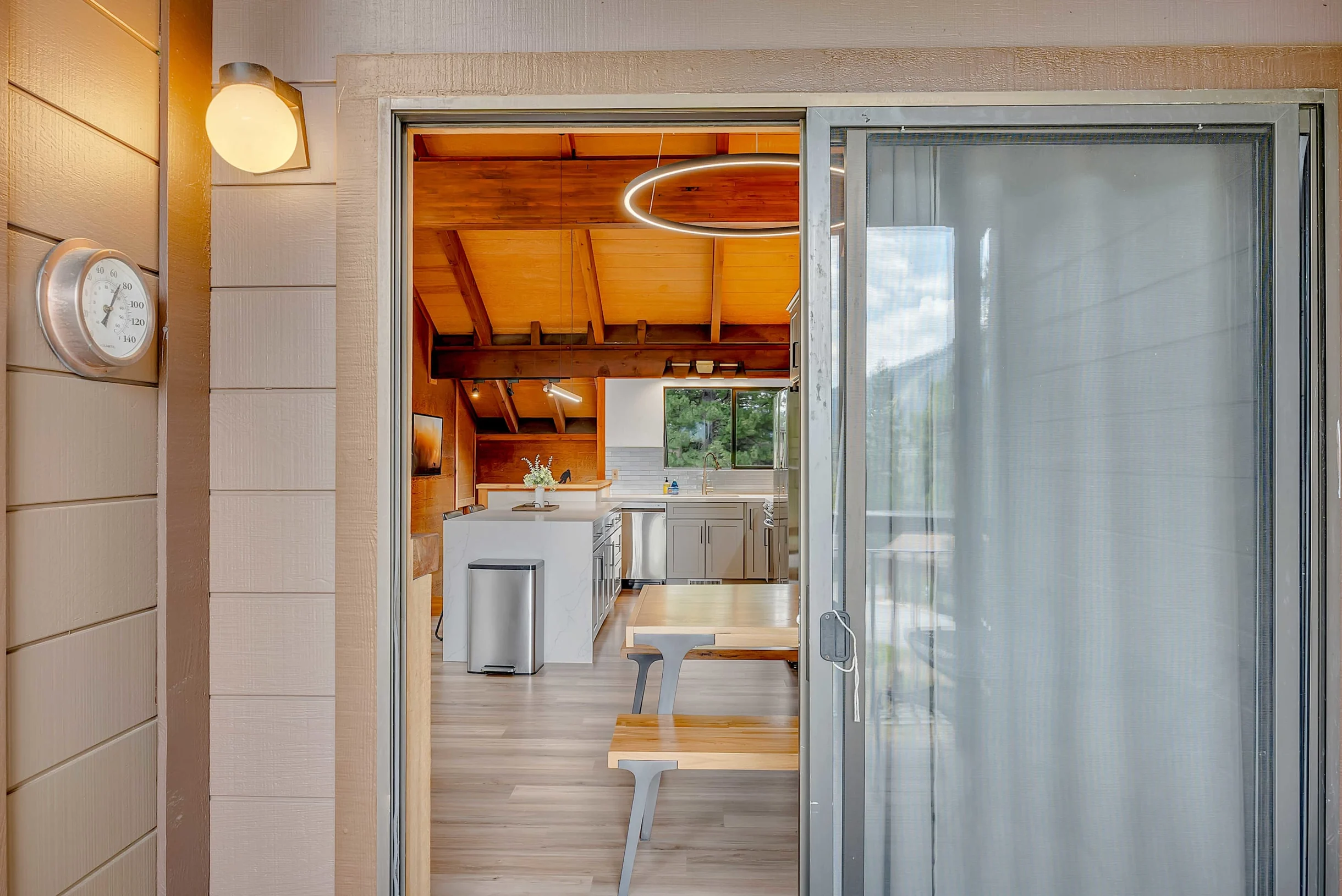 Wander Truckee Nest #78