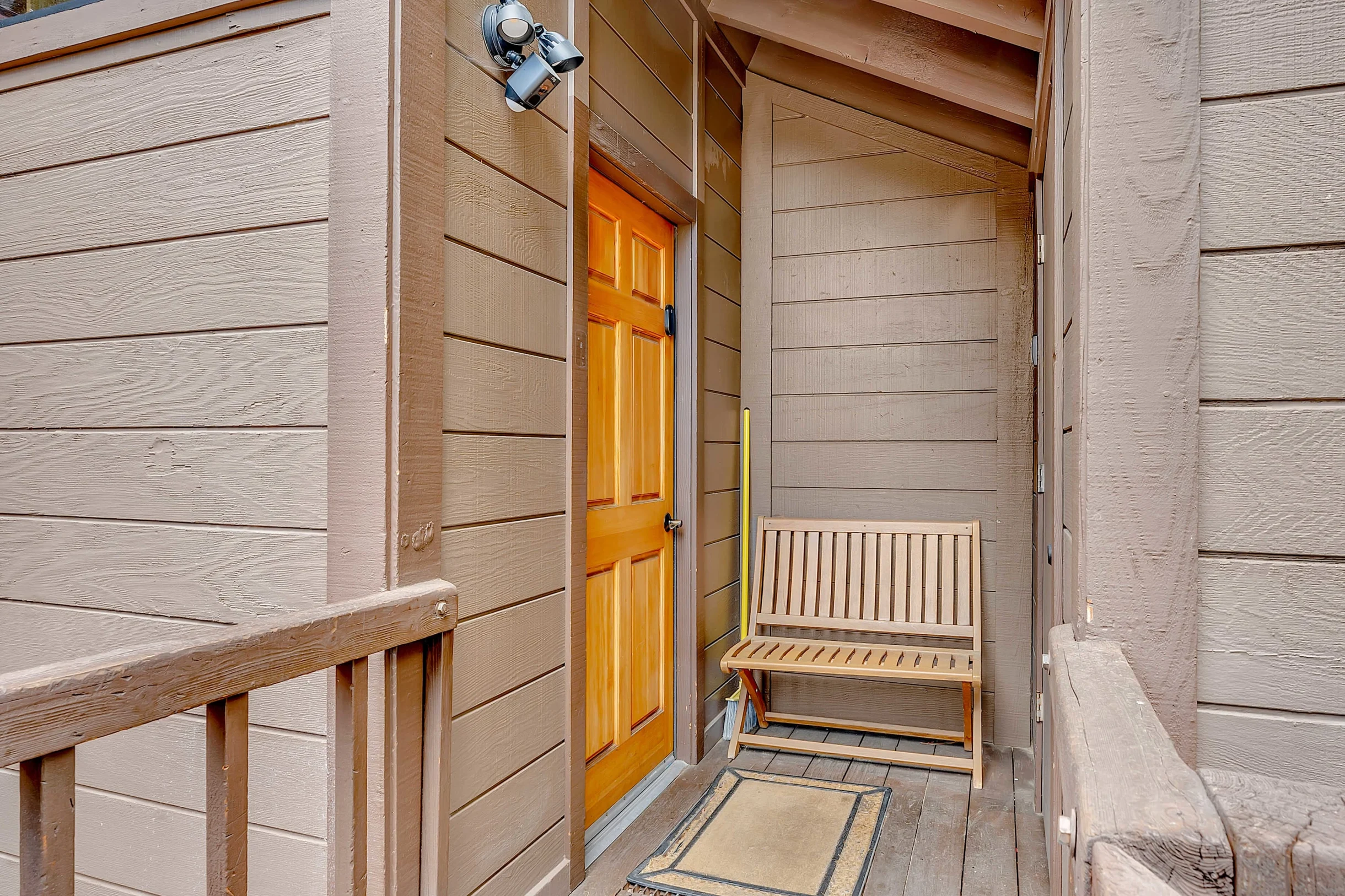 Wander Truckee Nest #61